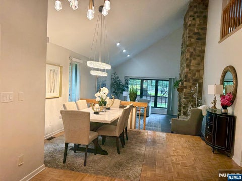 Photo of 121 Frank Ct #121, Mahwah, NJ 07430 (MLS # 26032798)