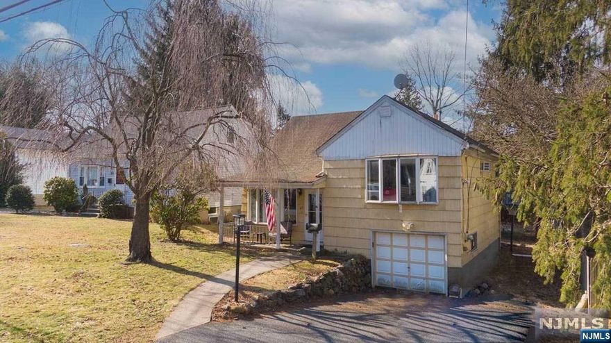 This charming three-bedroom one-bathroom home is situated in a beautiful neighborhood that is surrounded by parks and nearby Oakwood Lake, offering residents a wonderful opportunity to enjoy the great outdoors. The home features a cozy living room, a spacious kitchen with plenty of cabinet space, a center island with vent hood, gas stove, and three bedrooms that are perfect for people who desire extra space. While the home does need some updates, the effort is well worth it, as the potential of this property is endless. The home also boasts a deck and an above ground pool, which is perfect for hosting summer barbecues and pool parties. The pool was filled and used summer 2022. Please note that this property is being sold as is, and they will not make any repairs.