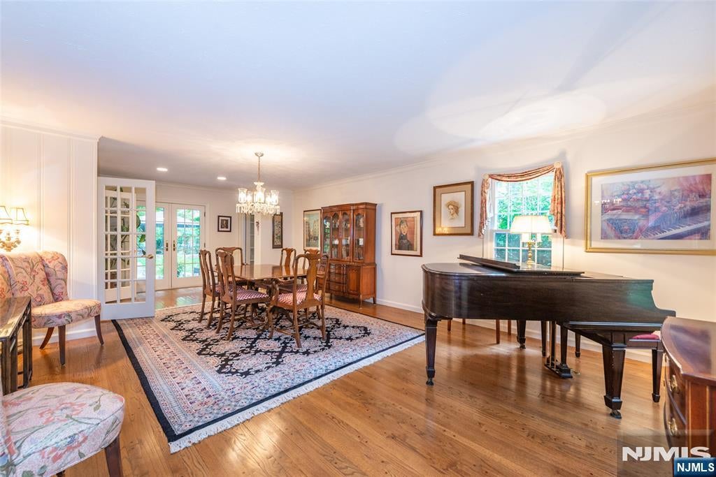16 Plymouth Drive