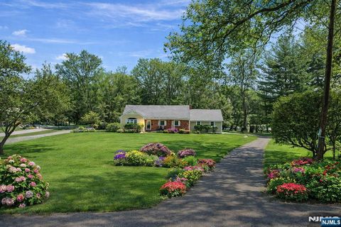 2 Overbrook Place Hillsdale NJ 07642