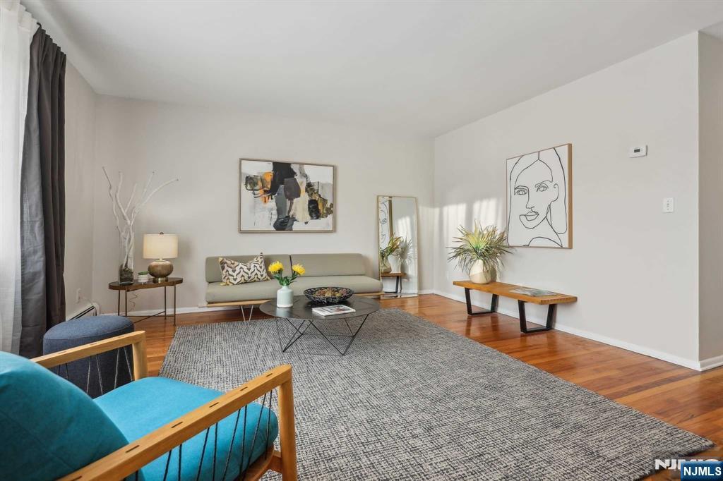 5706 Broadway
