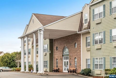 4 Richmond Road Unit 308, West Milford, NJ 07480 - #: 25008687