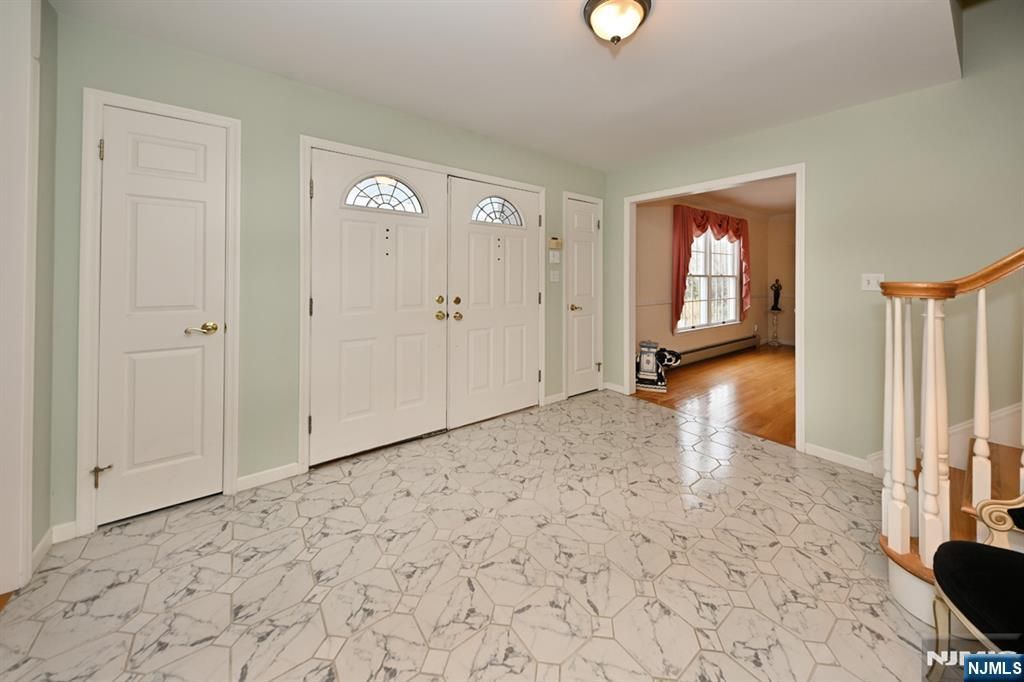 Photo of 513 Lydia Lane, Wyckoff, NJ 07481 (MLS # 26005560)