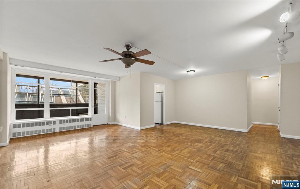 90 Prospect Avenue 2A