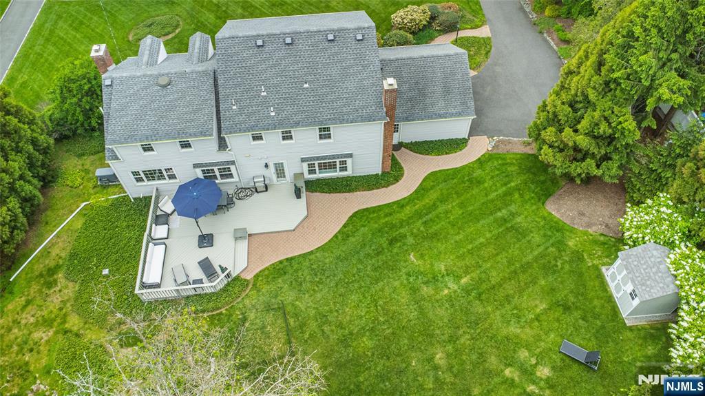 23 Pepperidge Road