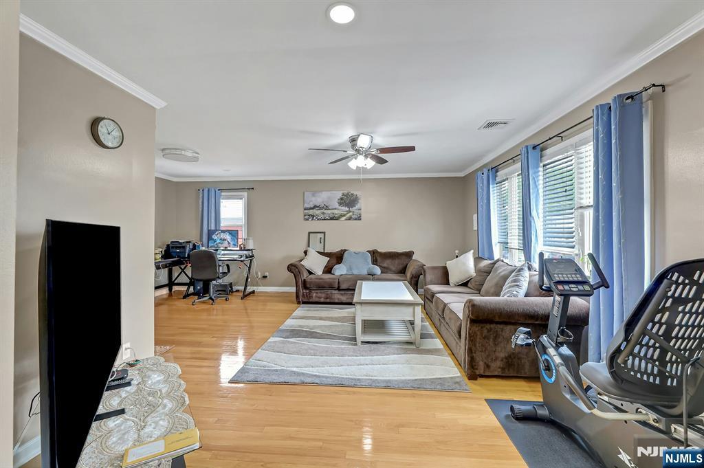 115 Lincoln Avenue