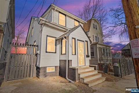 Photo of 239 19th Street, Newark, NJ 07103 (MLS # 26008104)