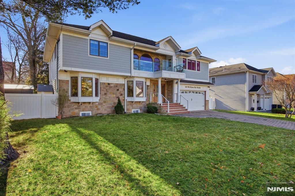 Photo of 364 Clinton Avenue, Tenafly, NJ 07670 (MLS # 25042264)