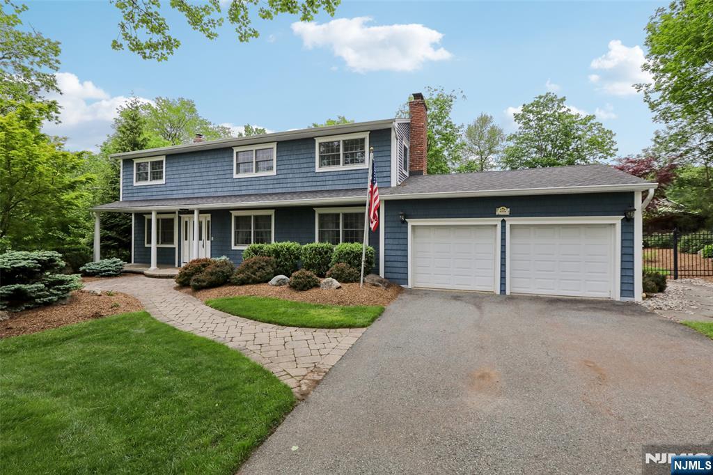 Property for Sale at 99 Algonquin Trail, Oakland, New Jersey - Bedrooms: 4 
Bathrooms: 3 
Rooms: 10  - $945,000