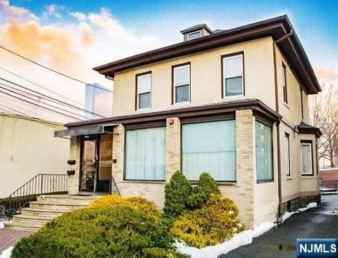 1646 Center Avenue 2 Fort Lee NJ 07024