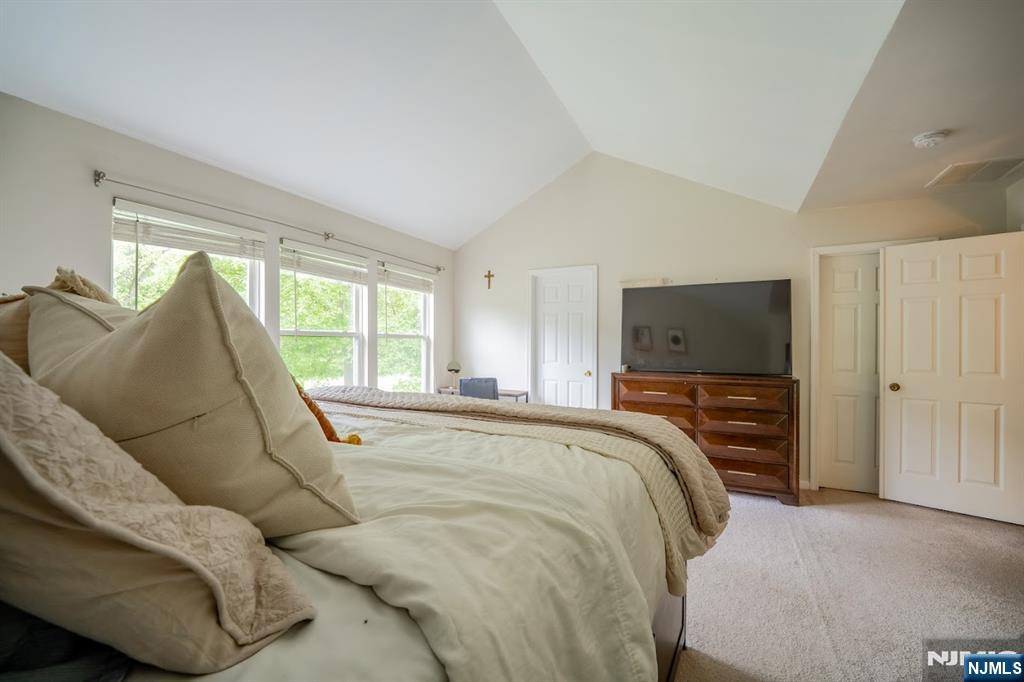 Hamburg, New Jersey 07419, United States, 4 Bedrooms Bedrooms, ,3 BathroomsBathrooms,Residential,Active,156563