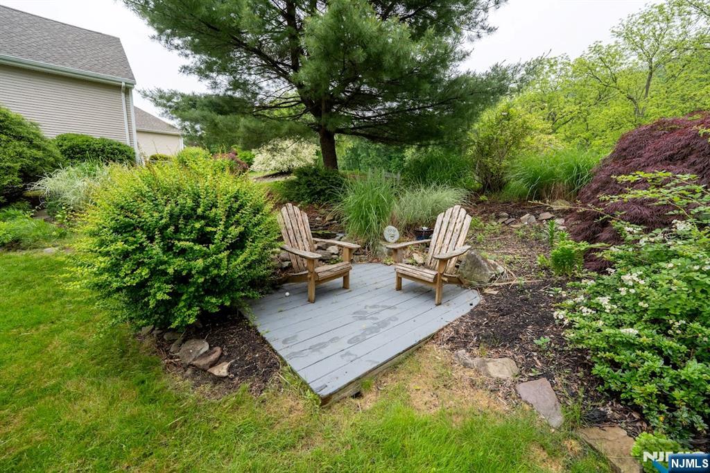 Hamburg, New Jersey 07419, United States, 4 Bedrooms Bedrooms, ,3 BathroomsBathrooms,Residential,Active,156563