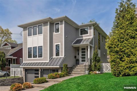 Photo of 67 Westervelt Place, Cresskill, NJ 07626 (MLS # 26014952)