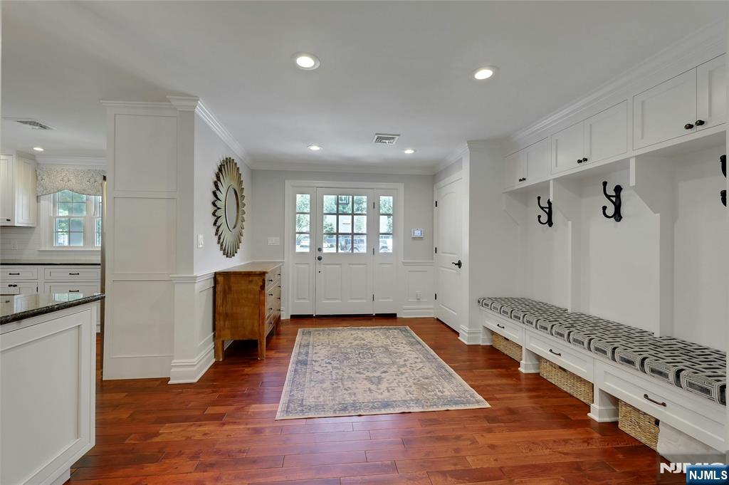 890 Norgate Drive