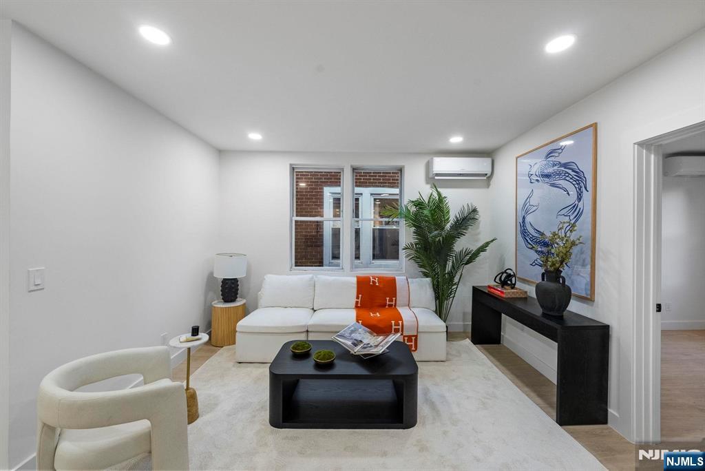 336A Danforth Avenue