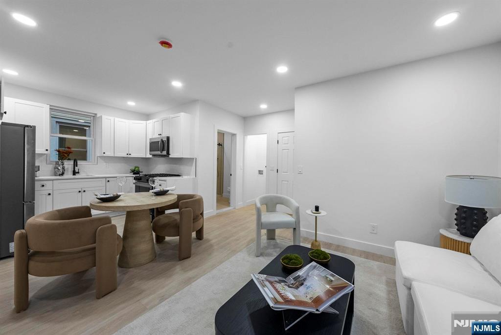 336A Danforth Avenue