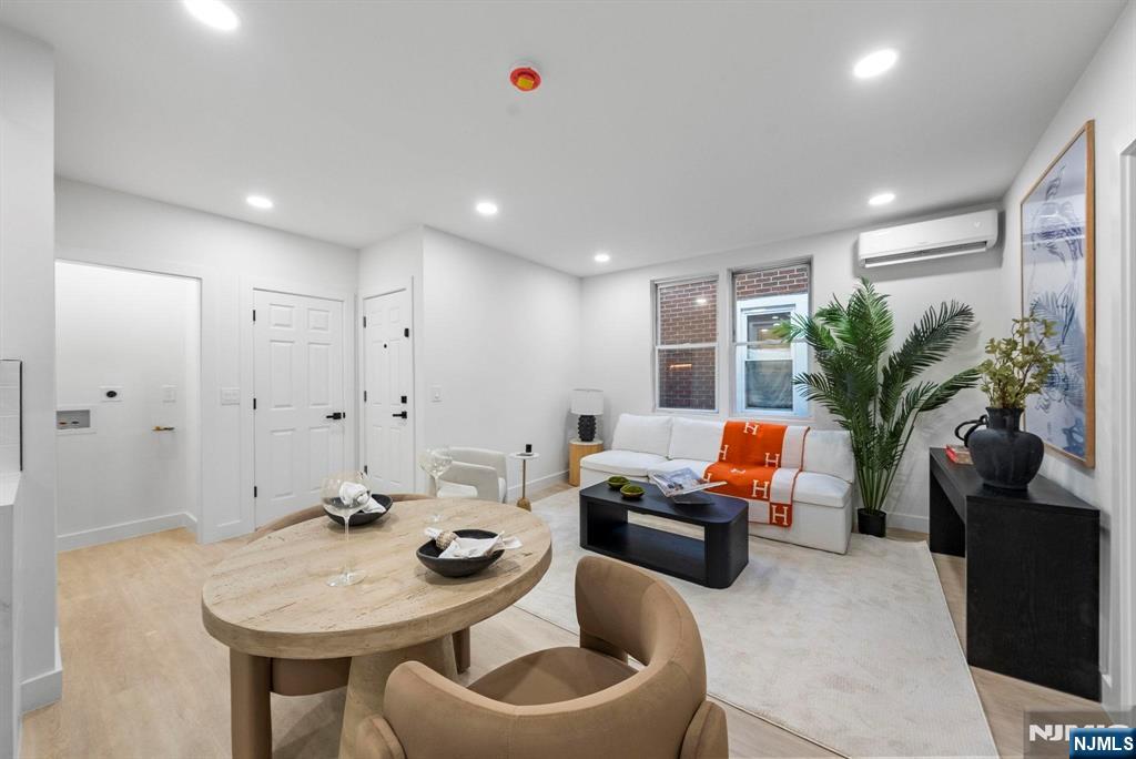 336A Danforth Avenue