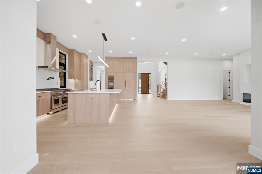 295 Schraalenburgh Road