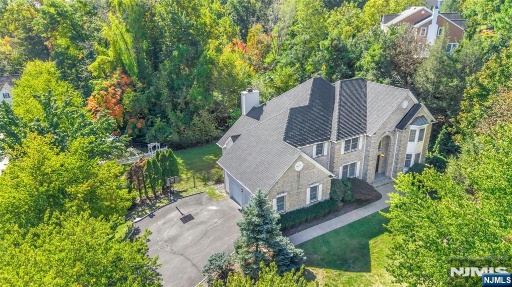106 Pancake Hollow Drive