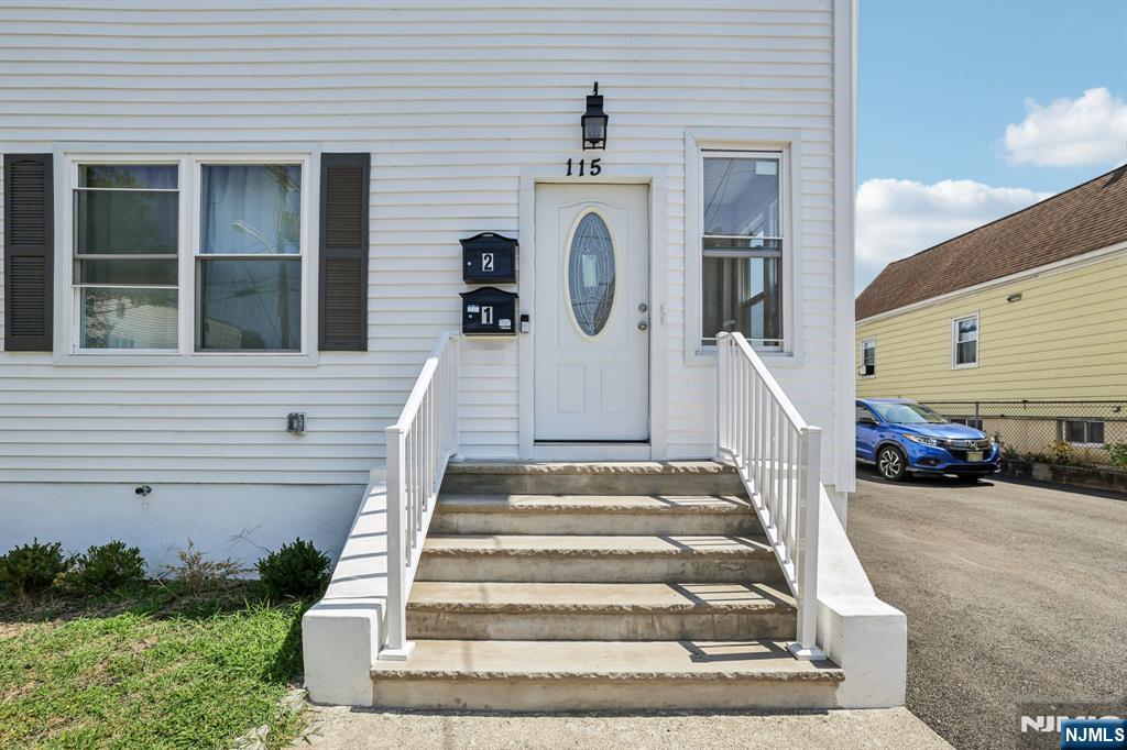 115 Wallington Avenue