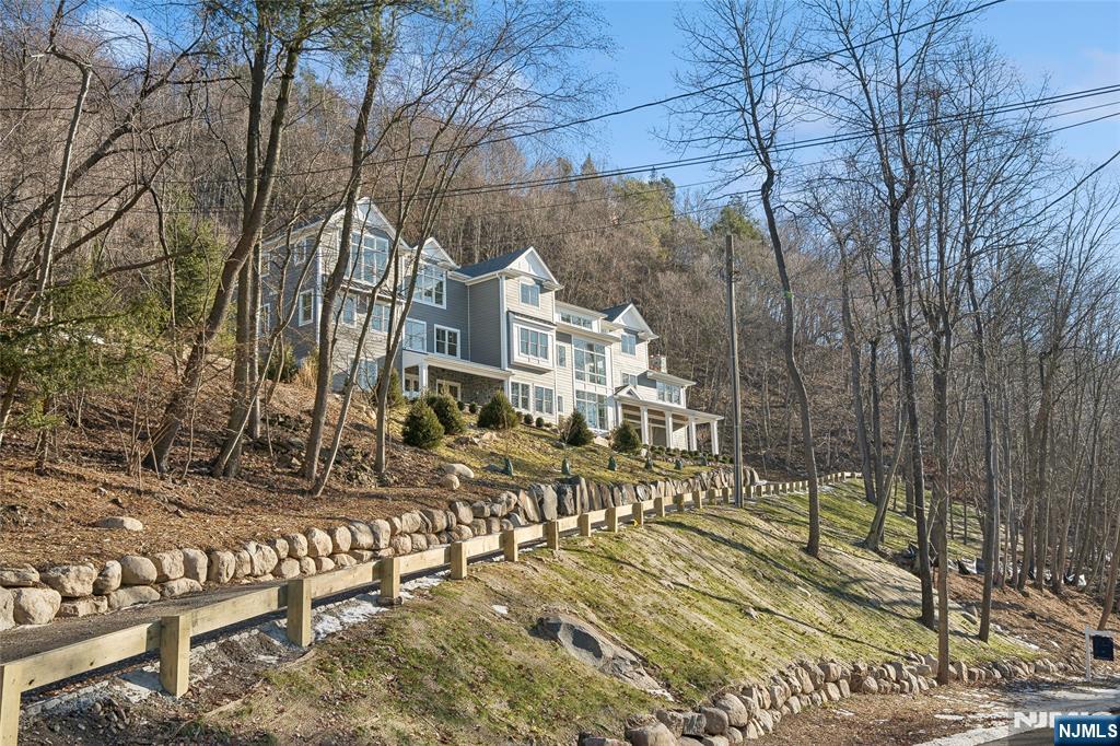 976 Scioto Drive