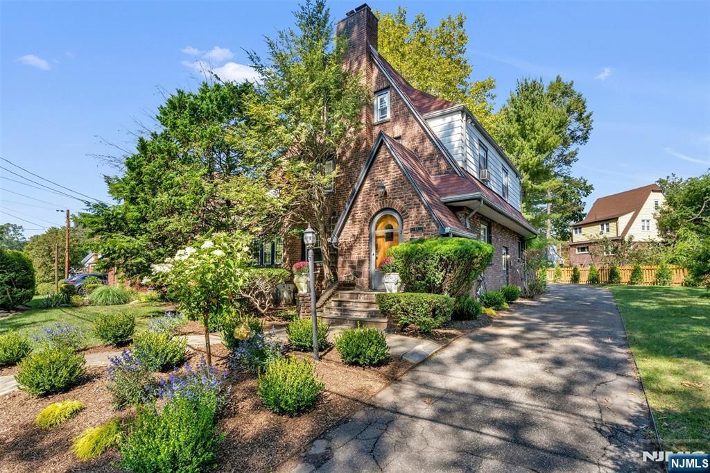 Photo of 65 Merrison Street, Teaneck, NJ 07666 (MLS # 26009763)