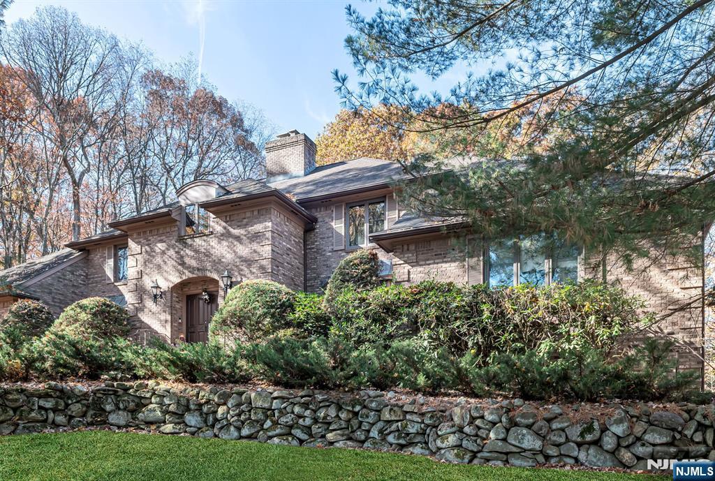 Property for Sale at 298 Freemans Lane, Franklin Lakes, New Jersey - Bedrooms: 5 
Bathrooms: 5 
Rooms: 12  - $1,775,000