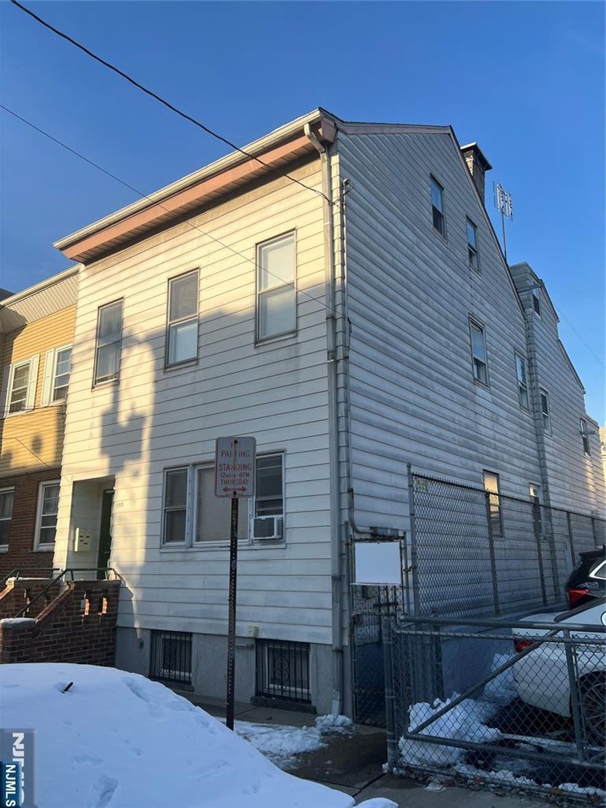 Discover this well-maintained 3-family property located in the highly sought-after Ironbound section, with excellent rental potential. Perfect for investors or owner-occupants looking to generate solid income.Conveniently situated near public transportation, schools, parks, shopping, restaurants, and major highways.Don't miss this opportunity to own a multi-family home in one of the most vibrant and desirable areas of the city!