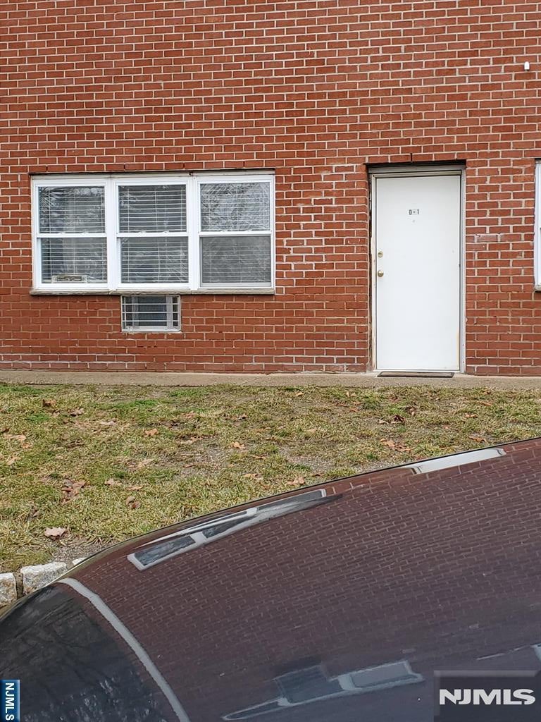 100 Pierson Miller Drive C1