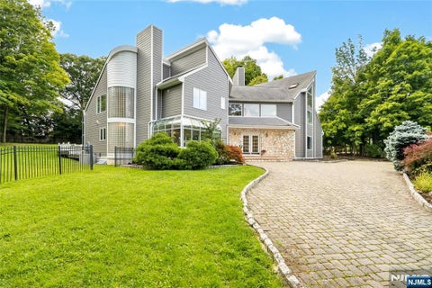 Photo of 14 James Brite Circle, Mahwah, NJ 07430 (MLS # 26023607)