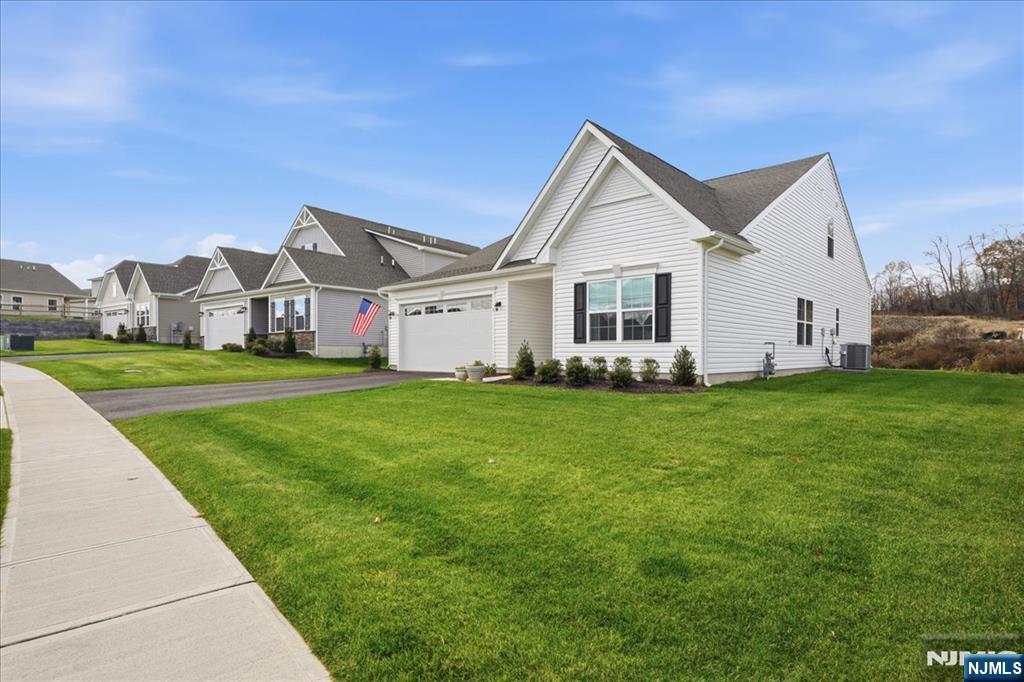 5 Thomas Knoll Boulevard