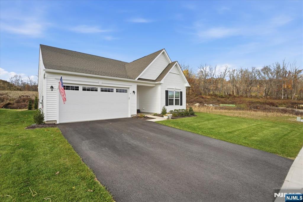 5 Thomas Knoll Boulevard