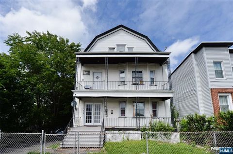 630 William Street East Orange NJ 07017