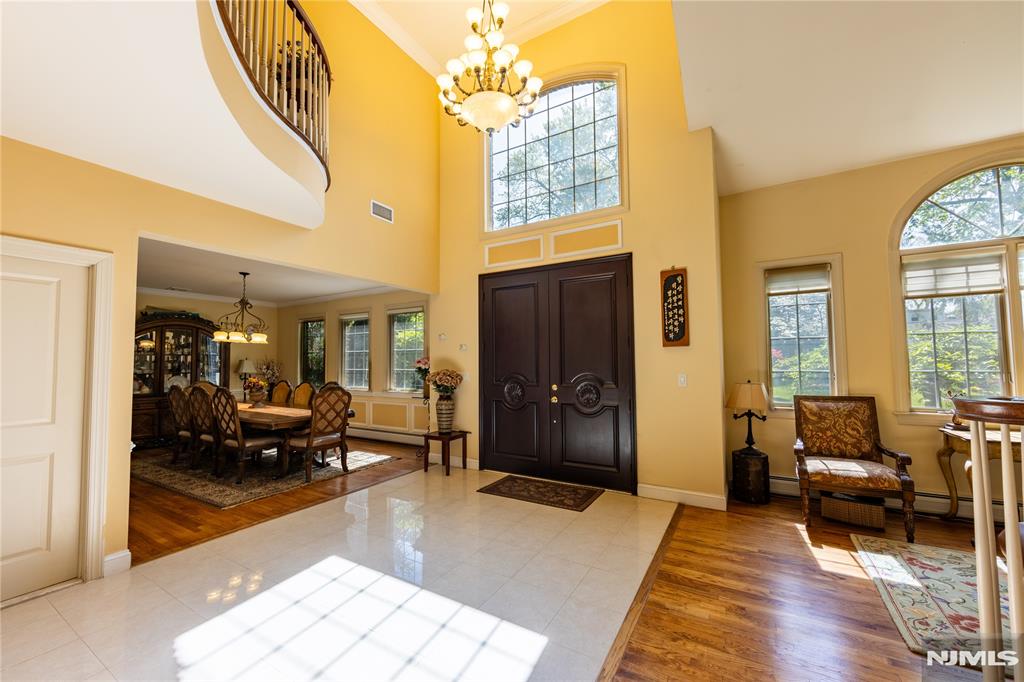 5 Kenyon Court