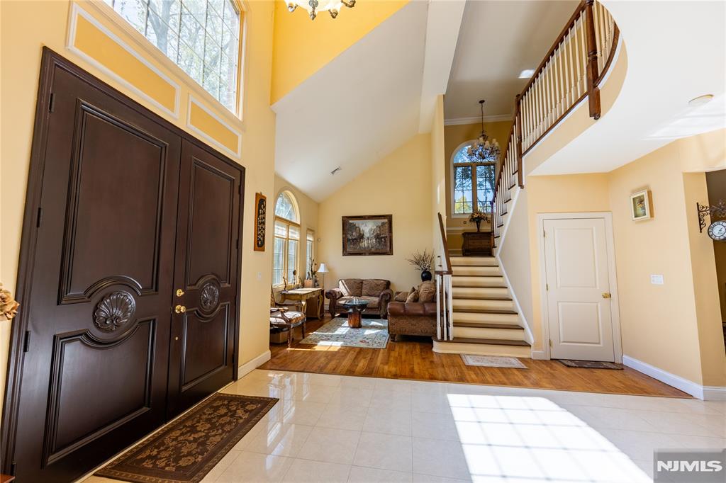 5 Kenyon Court