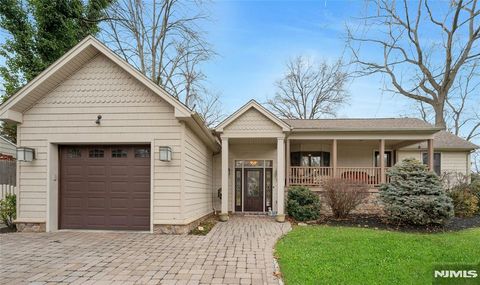 Photo of 460 Maple Avenue, Twp of Washington, NJ 07676 (MLS # 26000645)