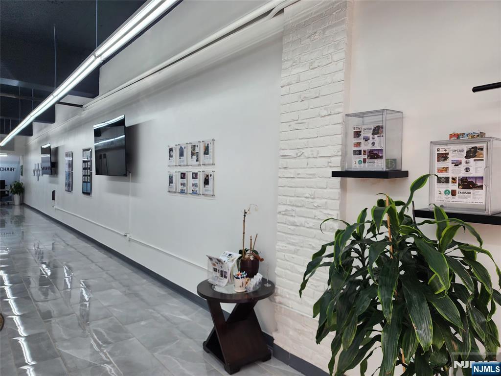 408 Broad Avenue, Palisades Park, New Jersey -  - 