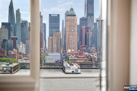 Photo of 899 Boulevard East #4O, Weehawken, NJ 07086 (MLS # 26015030)