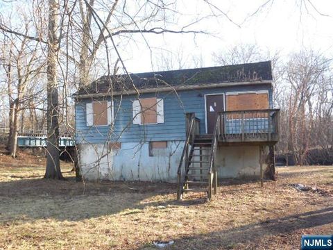 31 Brookside Wayne NJ 07470