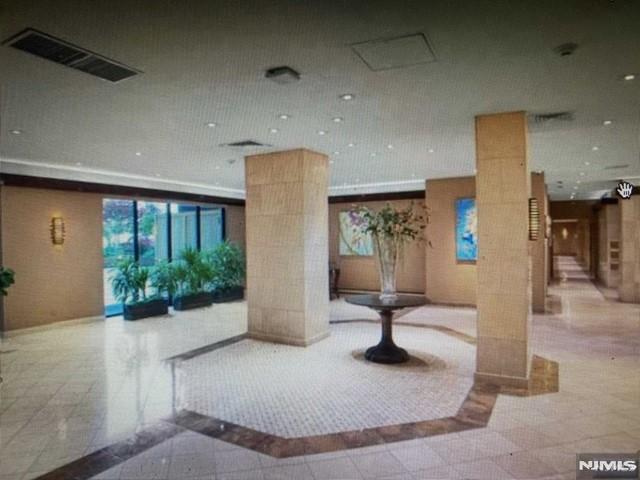 Homes for Sale in Northern NJ | ThisIsRiverEdge.com 300 Winston Drive 207