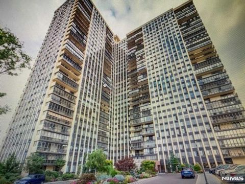 300 Winston Drive 207 Cliffside Park NJ 07010