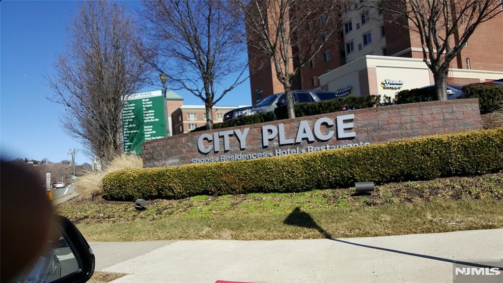 6104 City Place