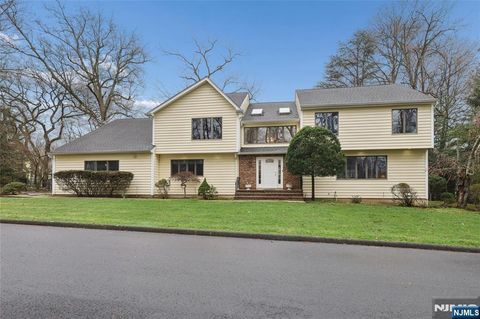 130 Whitman Street Haworth NJ 07641