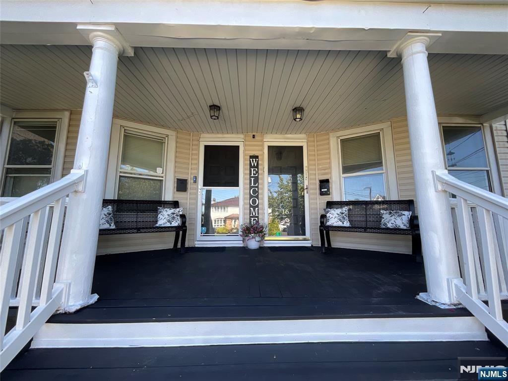 14-16 Livingston Avenue