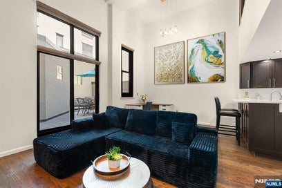 518 Gregory Avenue 201 Weehawken NJ 07086