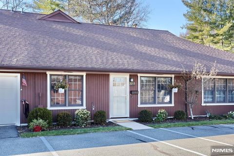 Photo of 323 Tamaron Drive, Waldwick, NJ 07463 (MLS # 25041808)