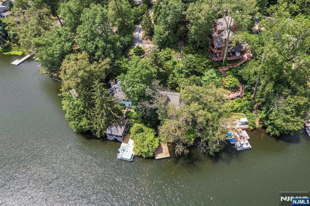 151 Pine Tree Road