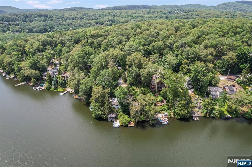 151 Pine Tree Road