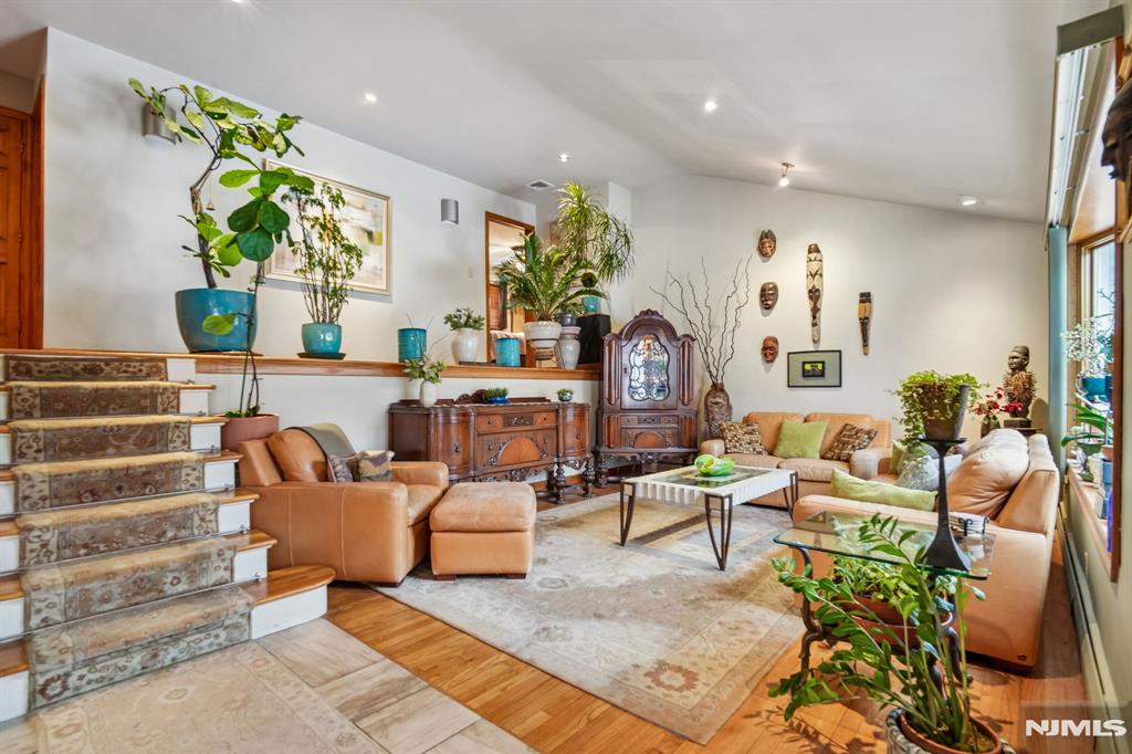 199 Honeysuckle Drive