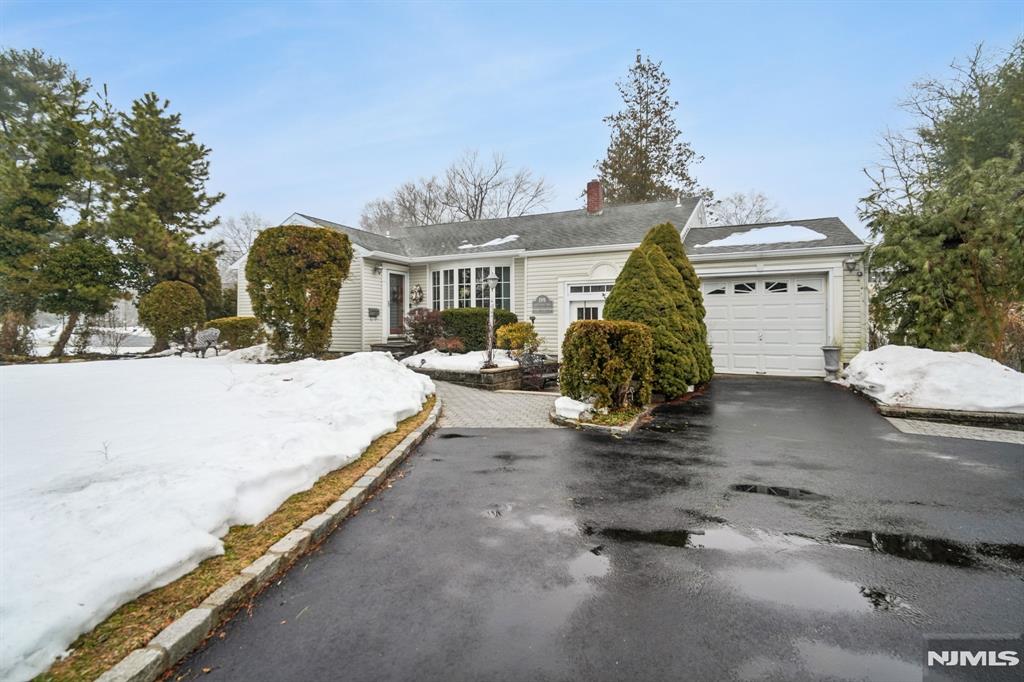 199 Honeysuckle Drive